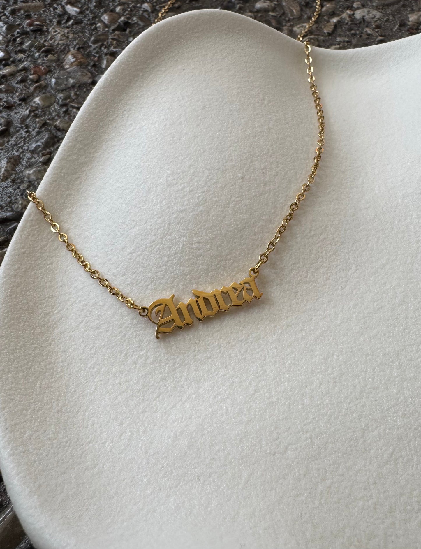 DREA NAME NECKLACE