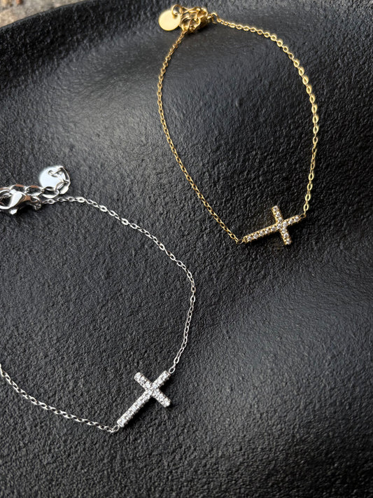 CROSS BRACELET