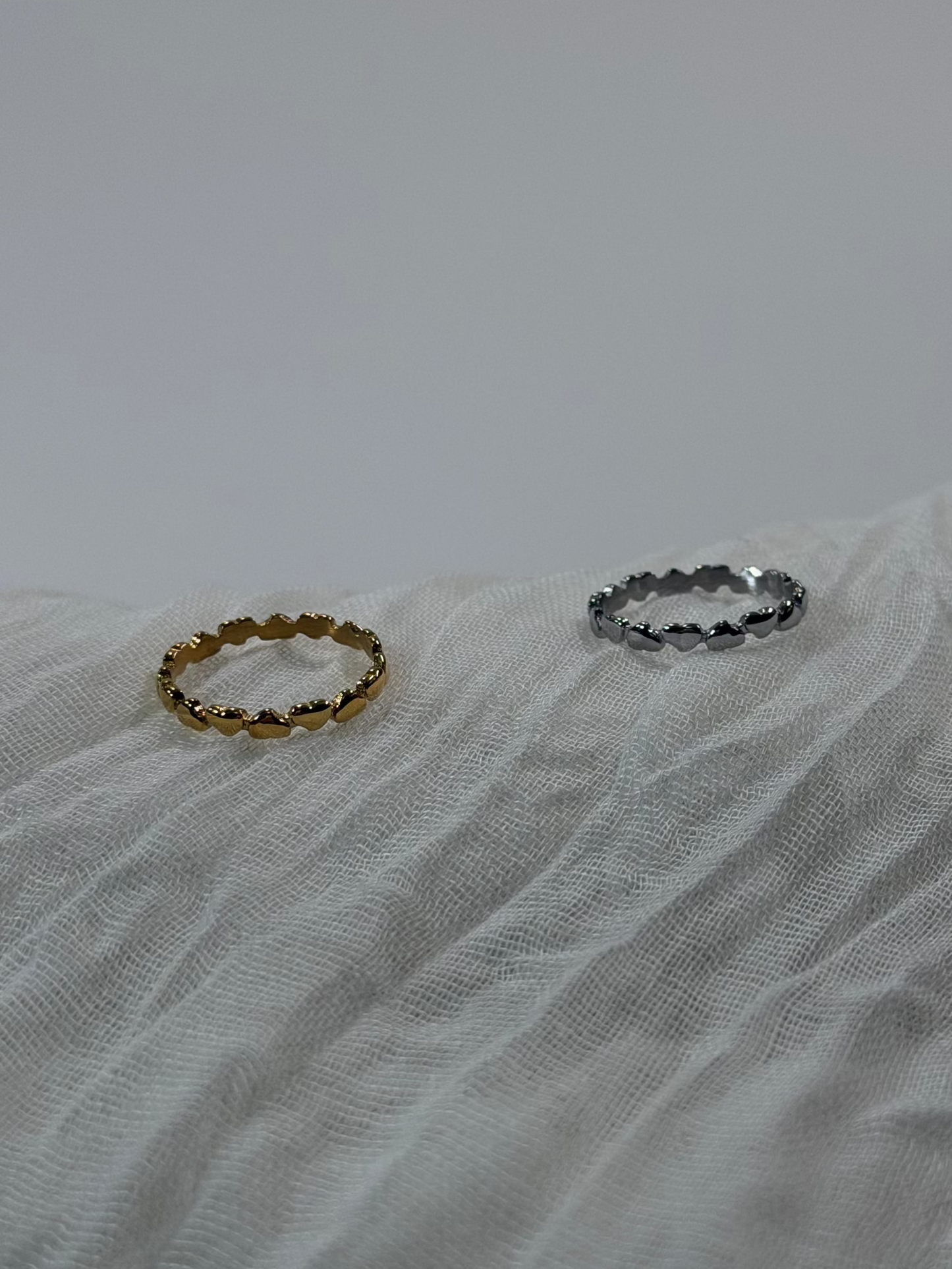 AMORA RING
